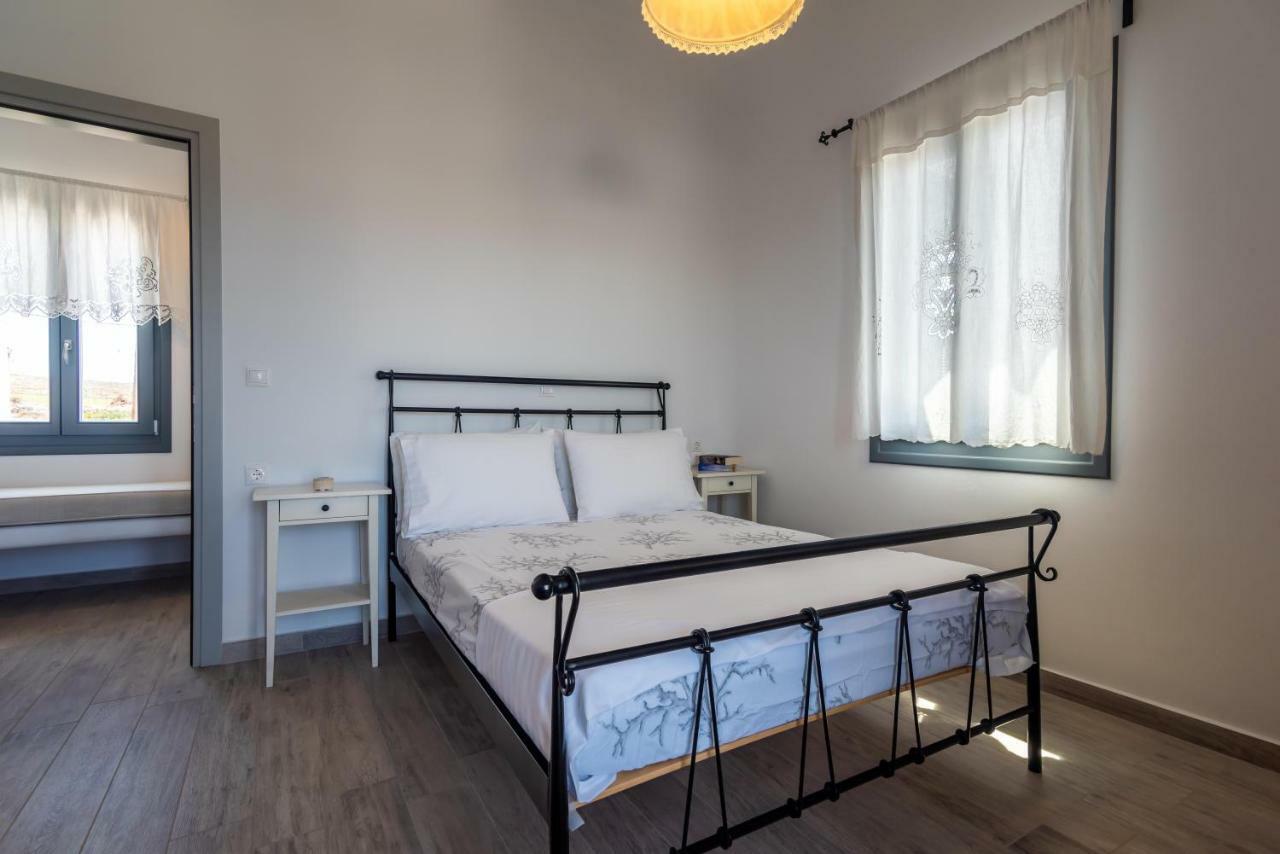 Milian Suite Adamantas (Milos) Exterior foto