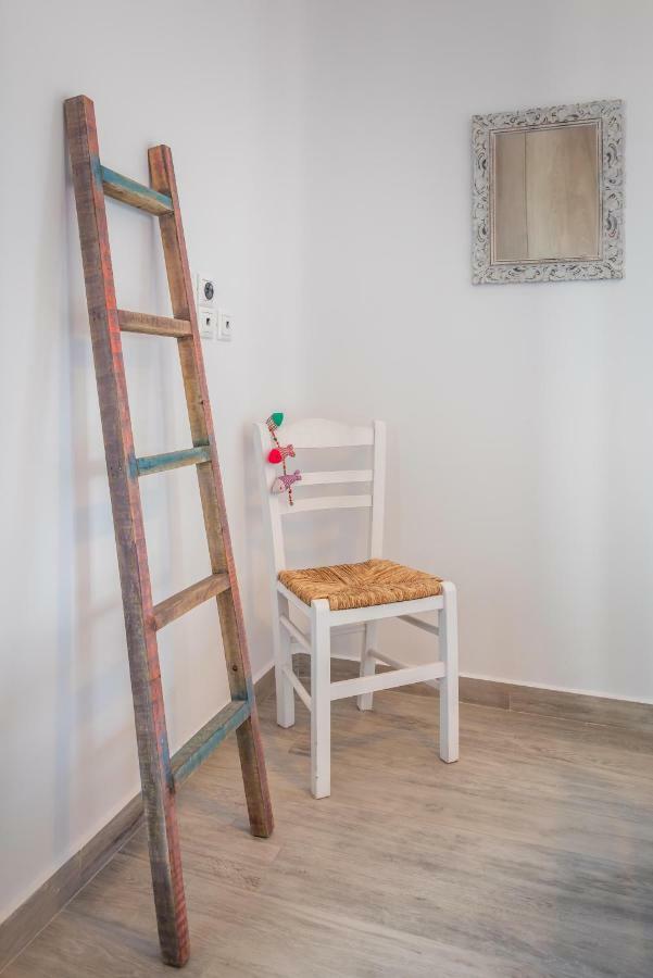 Milian Suite Adamantas (Milos) Exterior foto